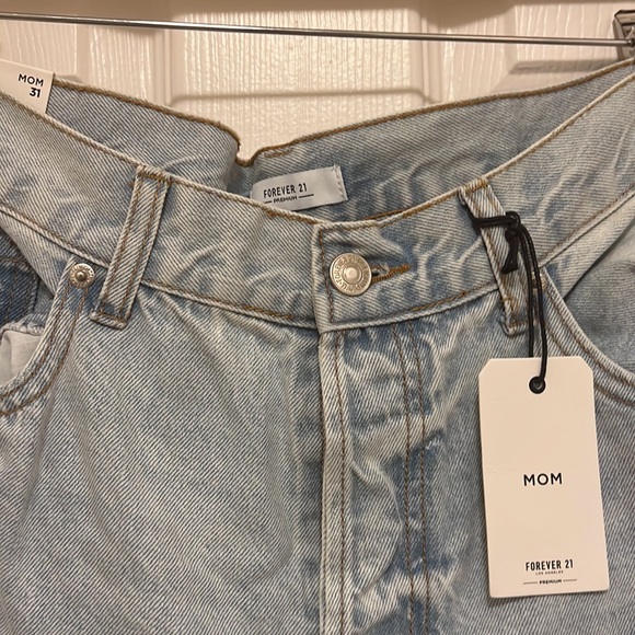 Forever 21 Mom jeans - Picture 2 of 3